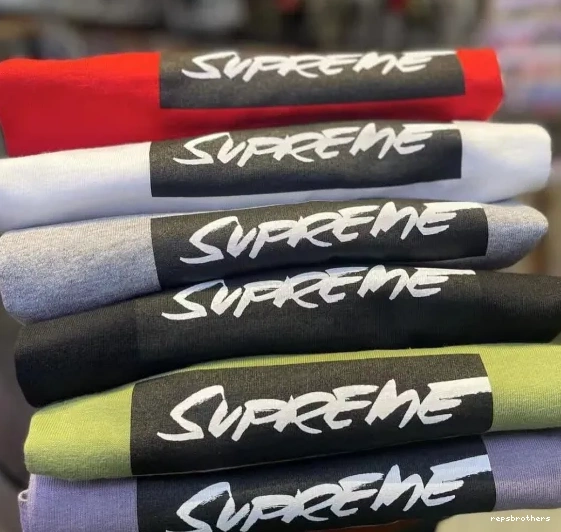 XL M S 24SS White Futura L Logo Black Box and Tee 0915